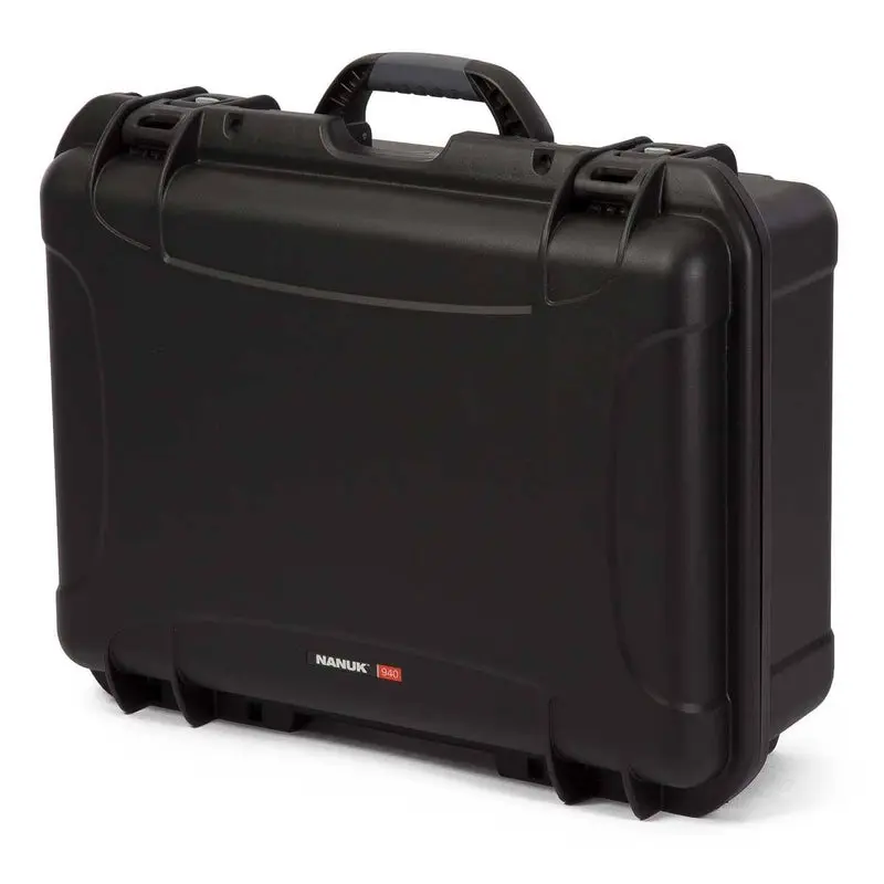 Nanuk-940-Black-Standing.webp