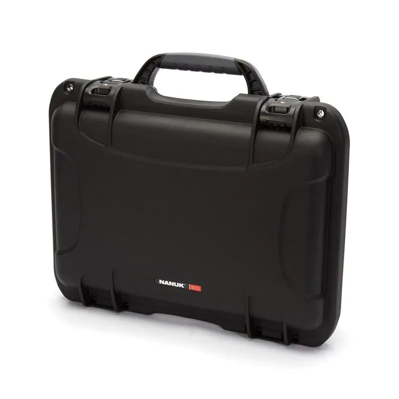 nanuk-923-hard-case-Black-angle.webp