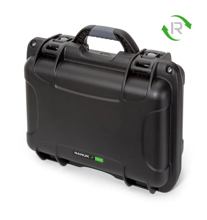 nanuk-cases-915-black-standing-R-series.webp