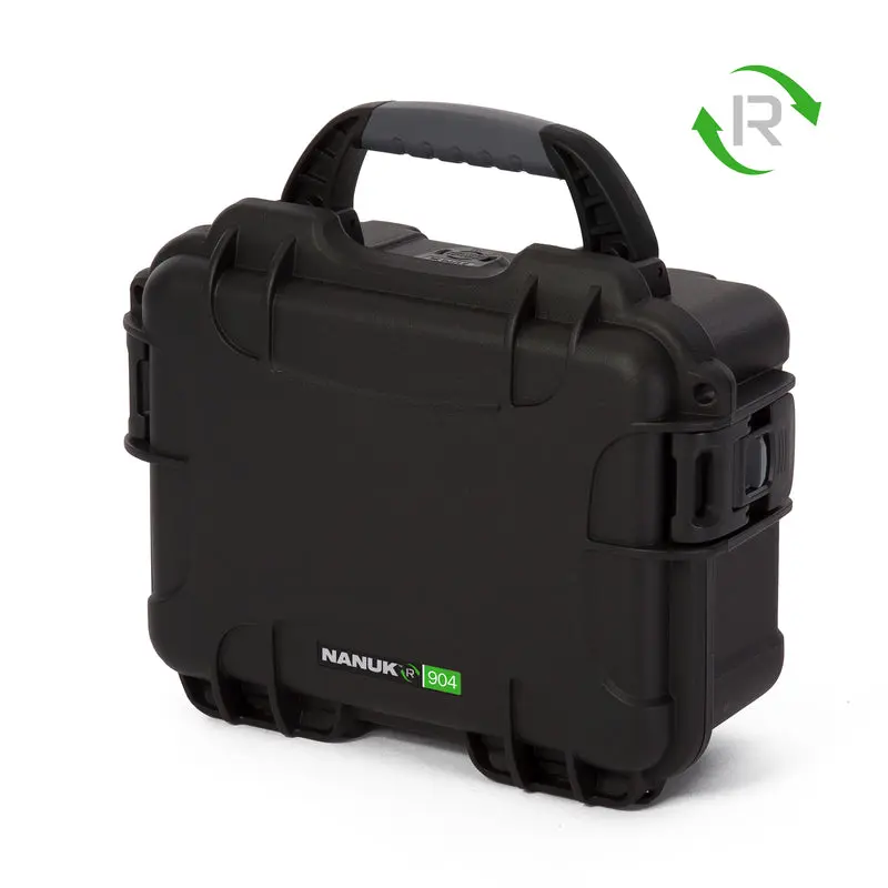 nanuk-cases-904-black-standing-R-series_db478cf2-a36f-42cf-bc57-a992a48de452.webp