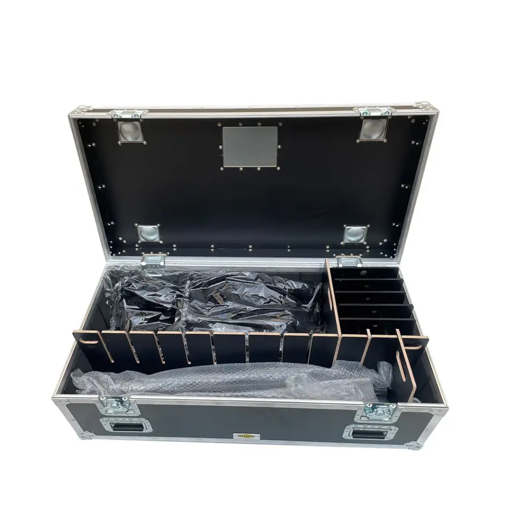 Showcase - Drape Case 1164x 558x 574mm