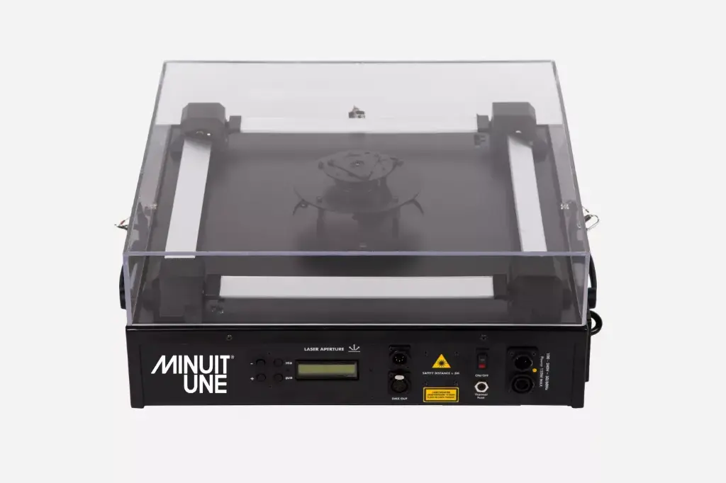 Minuit Une IVL Square Fixture