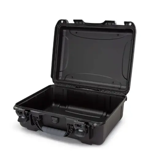 [930S-000BK-0A0] Nanuk Case 930 - Black, Exterior Size (LxWxH) 503 mm x 406 mm x 193 mm, Interior Size (LxWxH) 457 mm x 330 mm x 175 mm